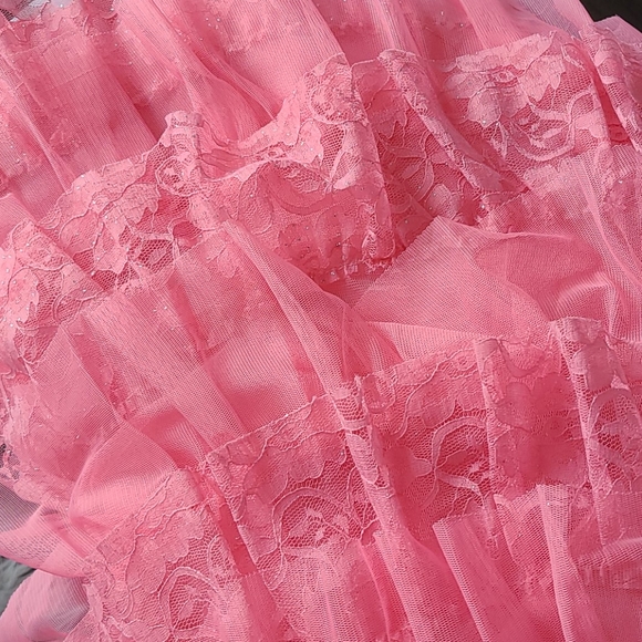 Discount on shipping! Princess strapless dress. Size 12 girl. - Picture 9 of 9